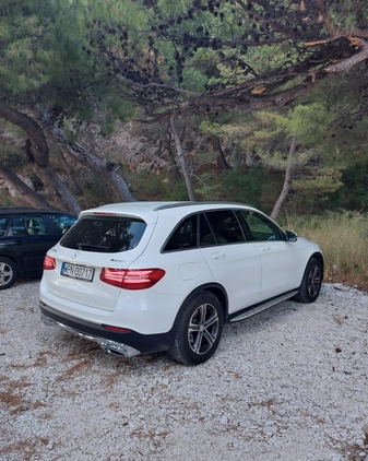 Mercedes-Benz GLC cena 129999 przebieg: 117000, rok produkcji 2016 z Płońsk małe 379